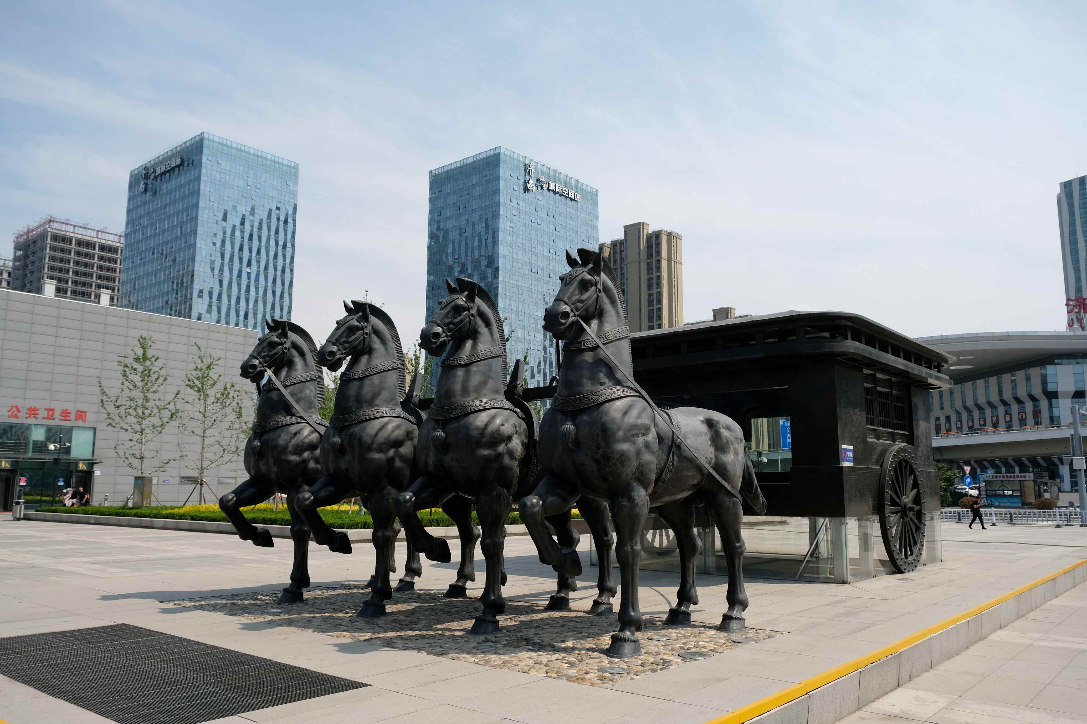 На востоке Поднебесной